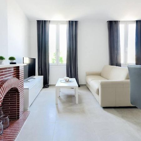 La Ciotat - Magnifique Appartement Climatise Sur Le Port Bagian luar foto
