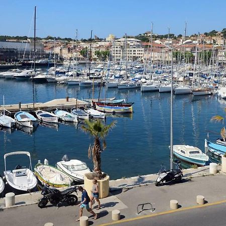 La Ciotat - Magnifique Appartement Climatise Sur Le Port Bagian luar foto