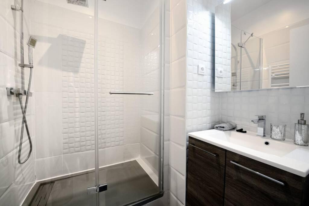 La Ciotat - Magnifique Appartement Climatise Sur Le Port Bagian luar foto