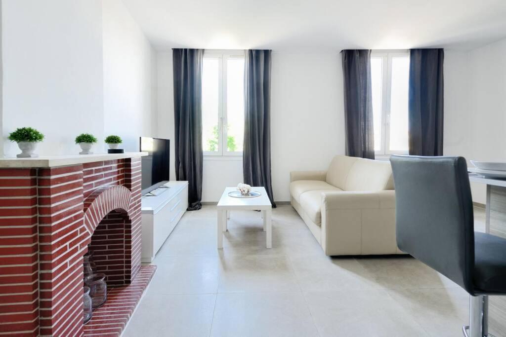 La Ciotat - Magnifique Appartement Climatise Sur Le Port Bagian luar foto